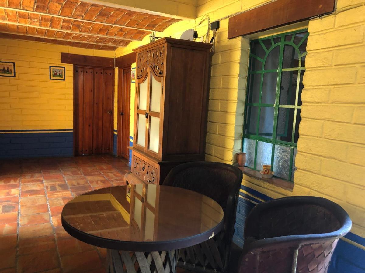 Casa Del Retono Bed & Breakfast Tlaquepaque Dış mekan fotoğraf