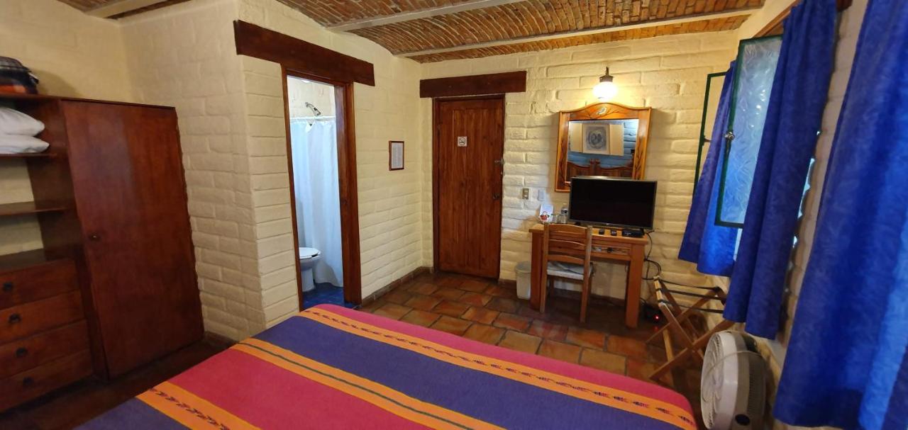 Casa Del Retono Bed & Breakfast Tlaquepaque Dış mekan fotoğraf