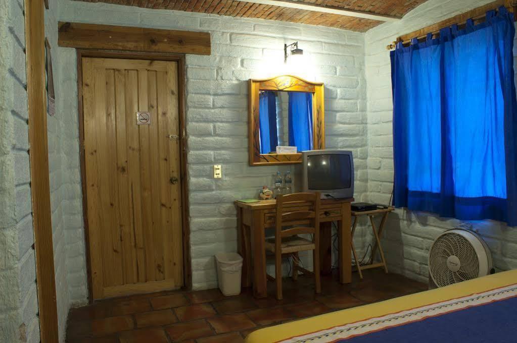Casa Del Retono Bed & Breakfast Tlaquepaque Dış mekan fotoğraf