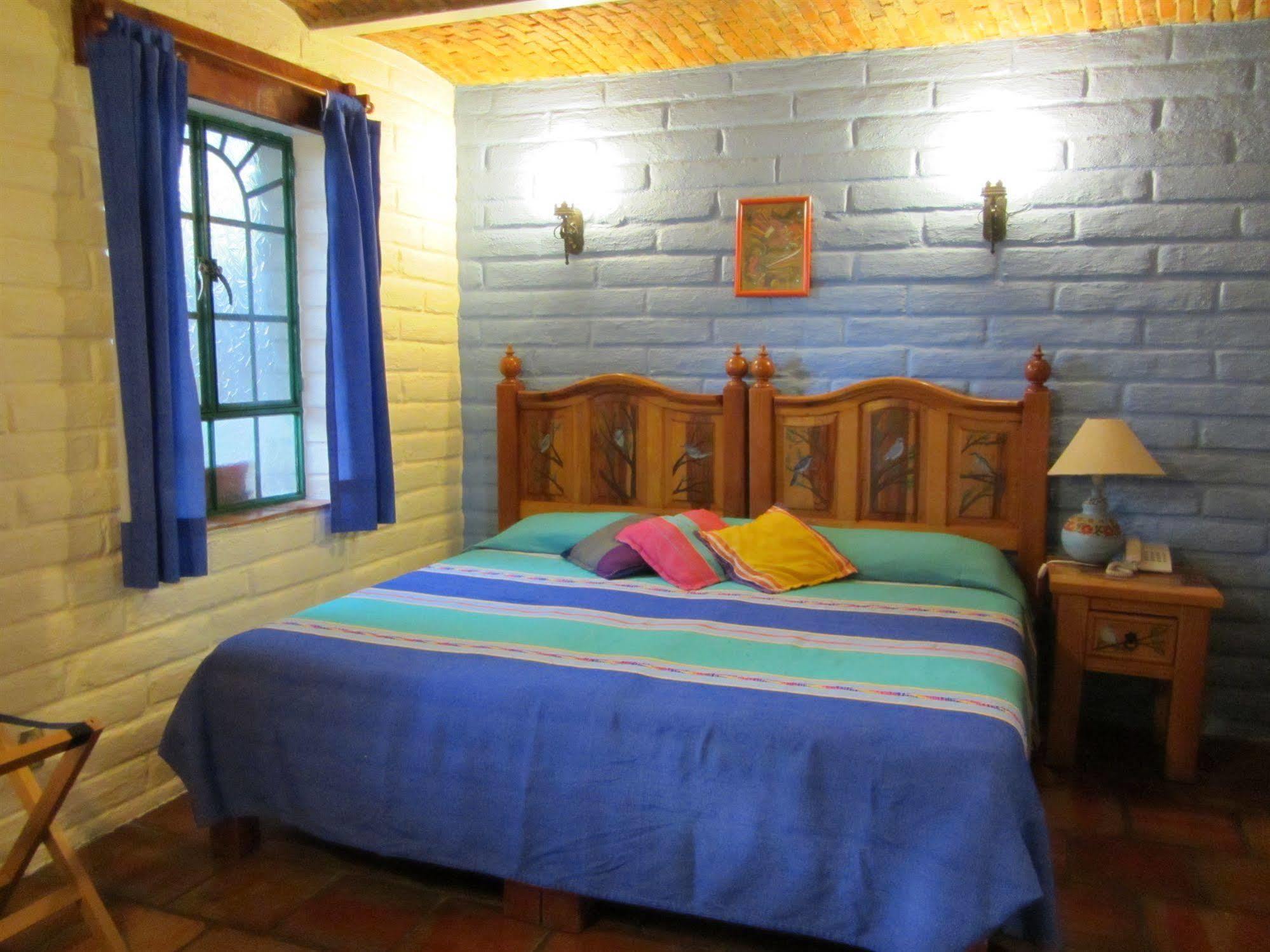 Casa Del Retono Bed & Breakfast Tlaquepaque Dış mekan fotoğraf