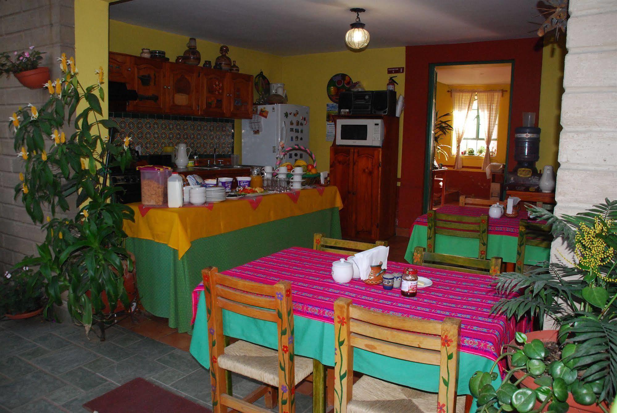 Casa Del Retono Bed & Breakfast Tlaquepaque Dış mekan fotoğraf